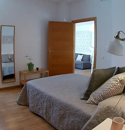 Appartement Mitjana Plaza *