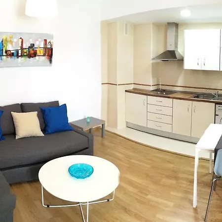 Mitjana Plaza Appartement